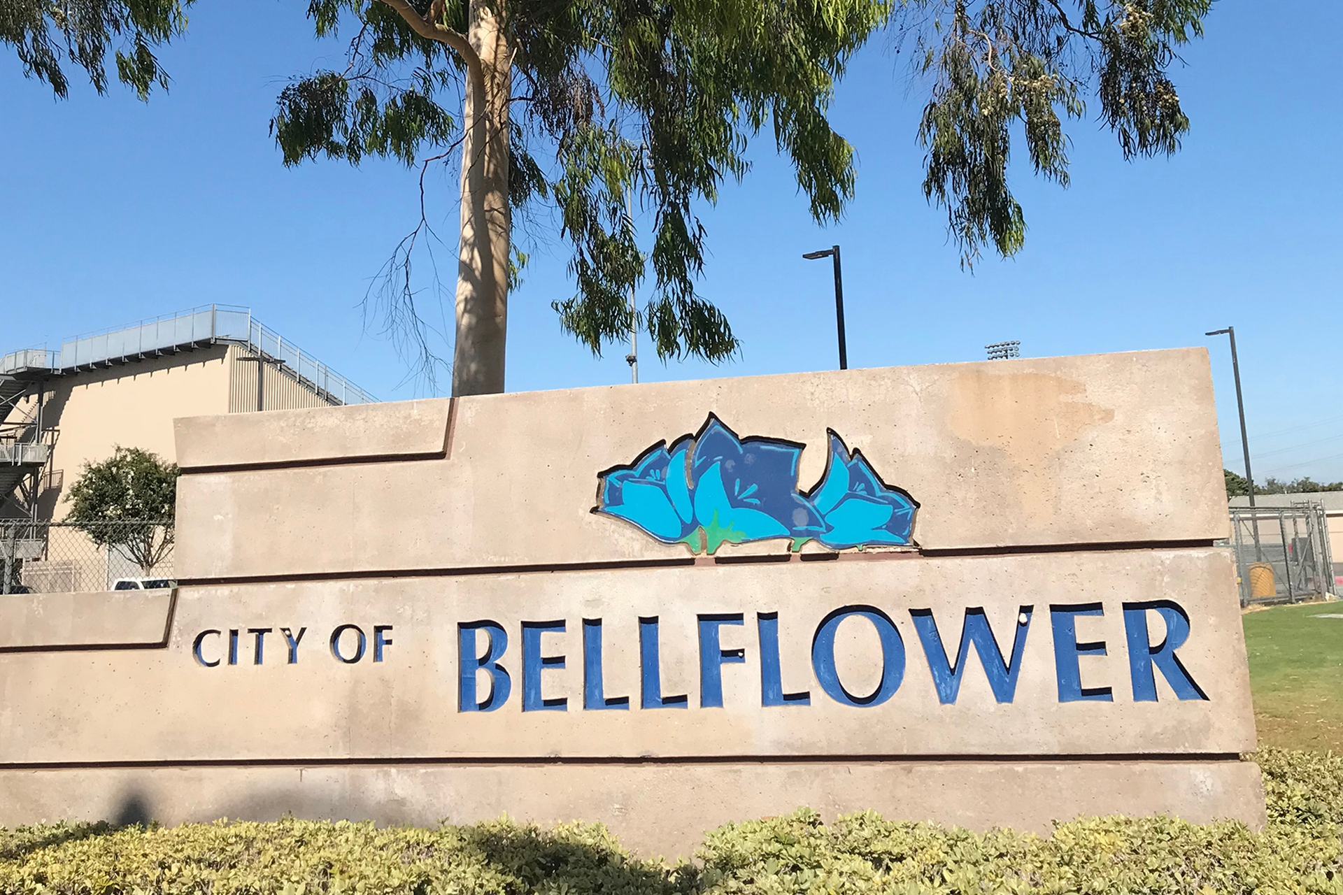 Bellflower City Sign